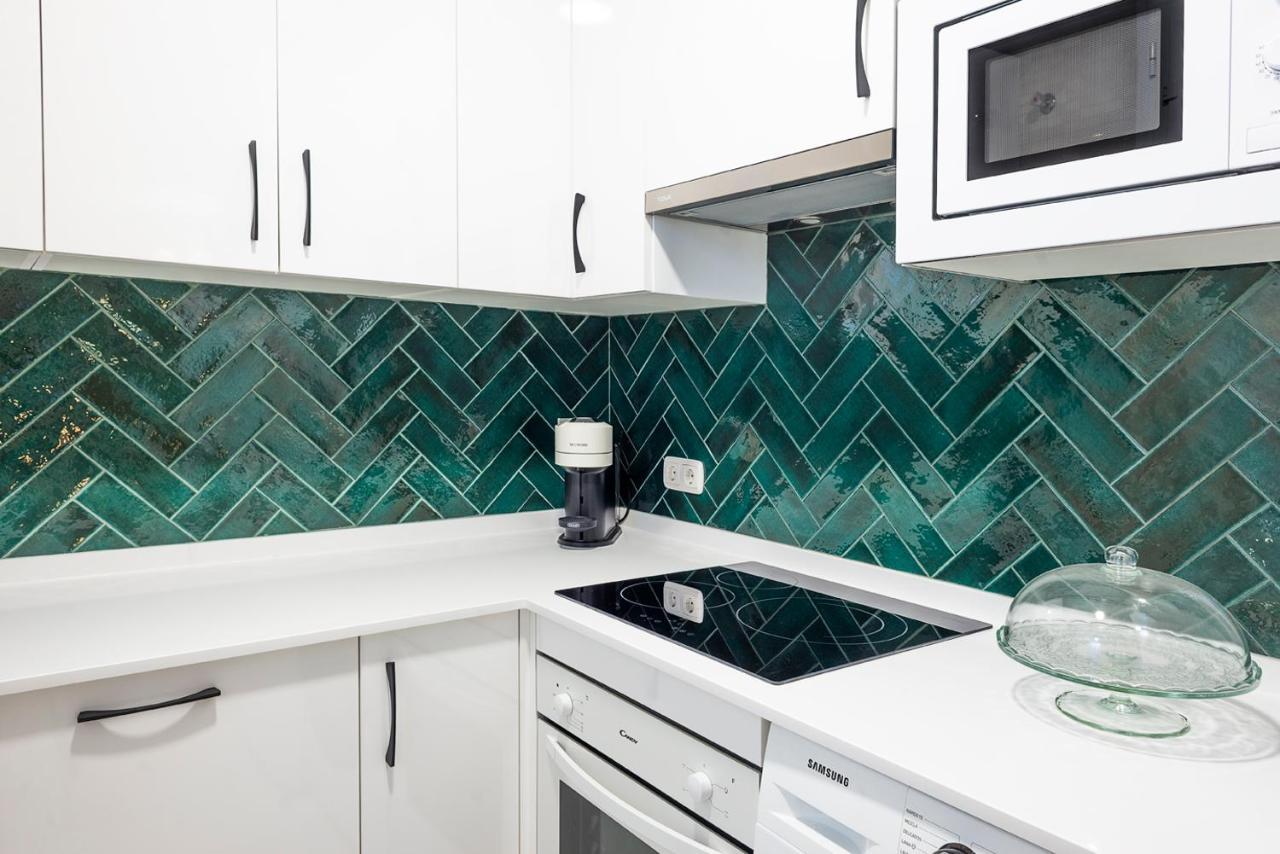 Alohamundi Velarde Apartment Севиля Екстериор снимка