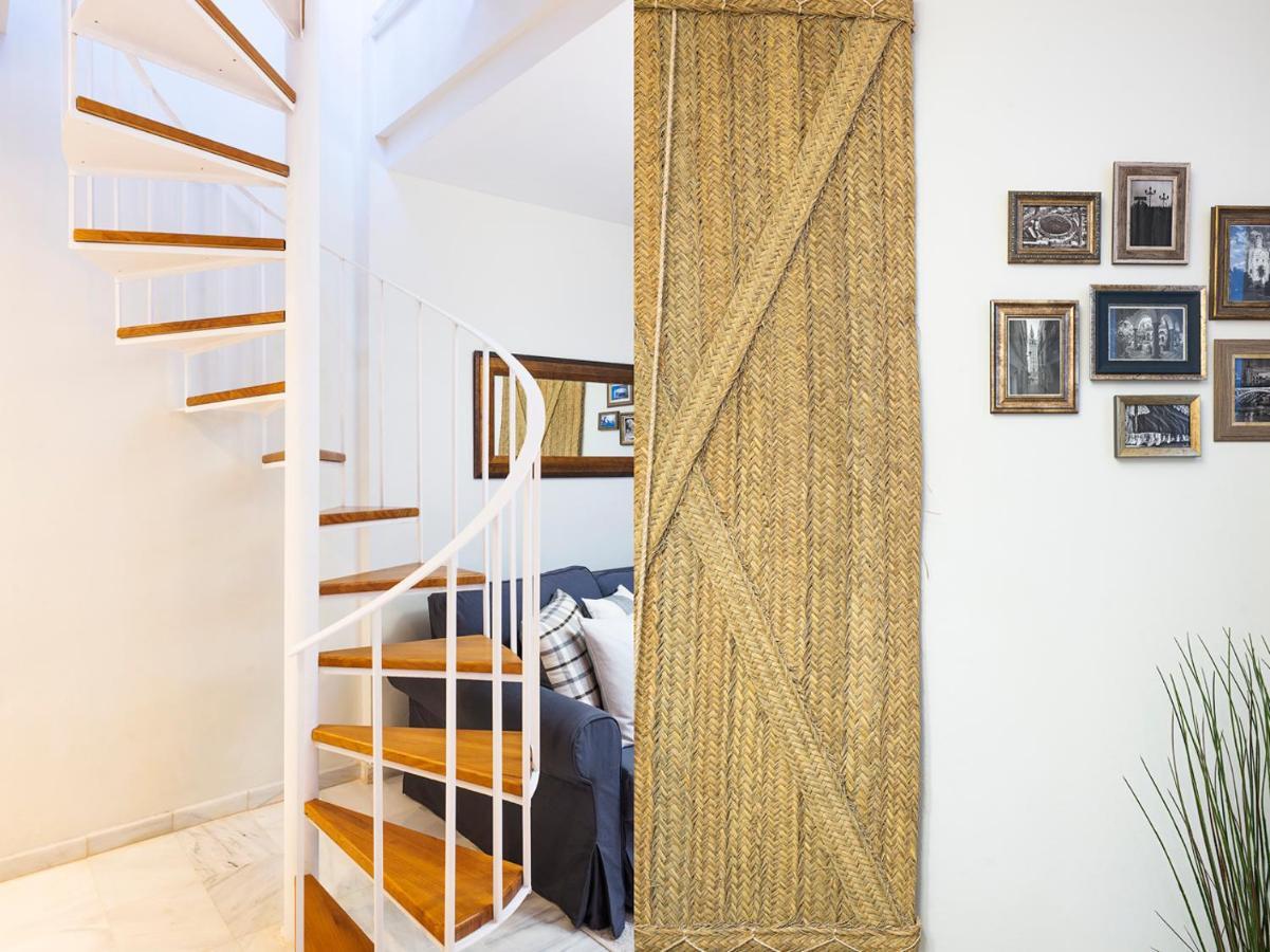 Alohamundi Velarde Apartment Севиля Екстериор снимка