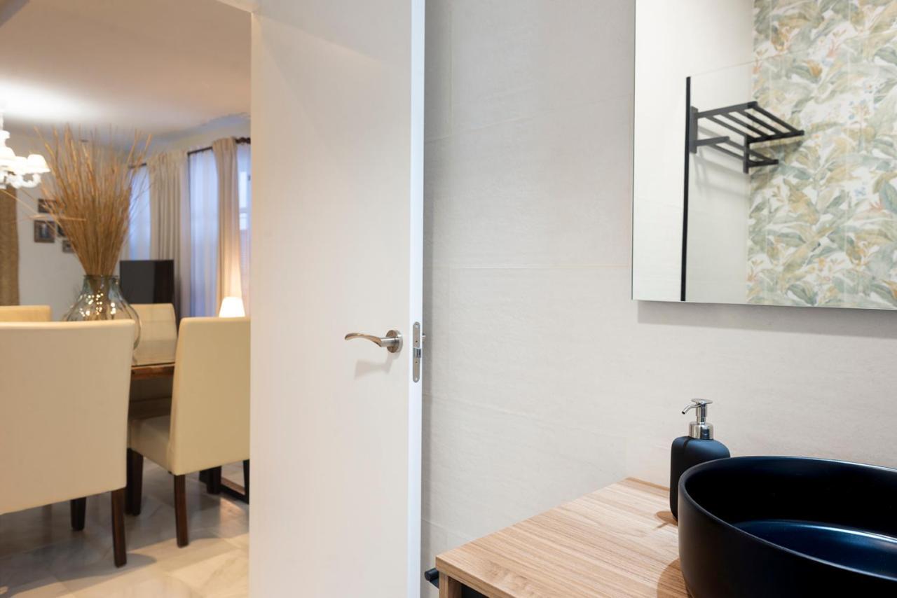 Alohamundi Velarde Apartment Севиля Екстериор снимка